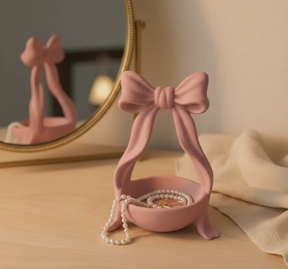 Bow trinket tray