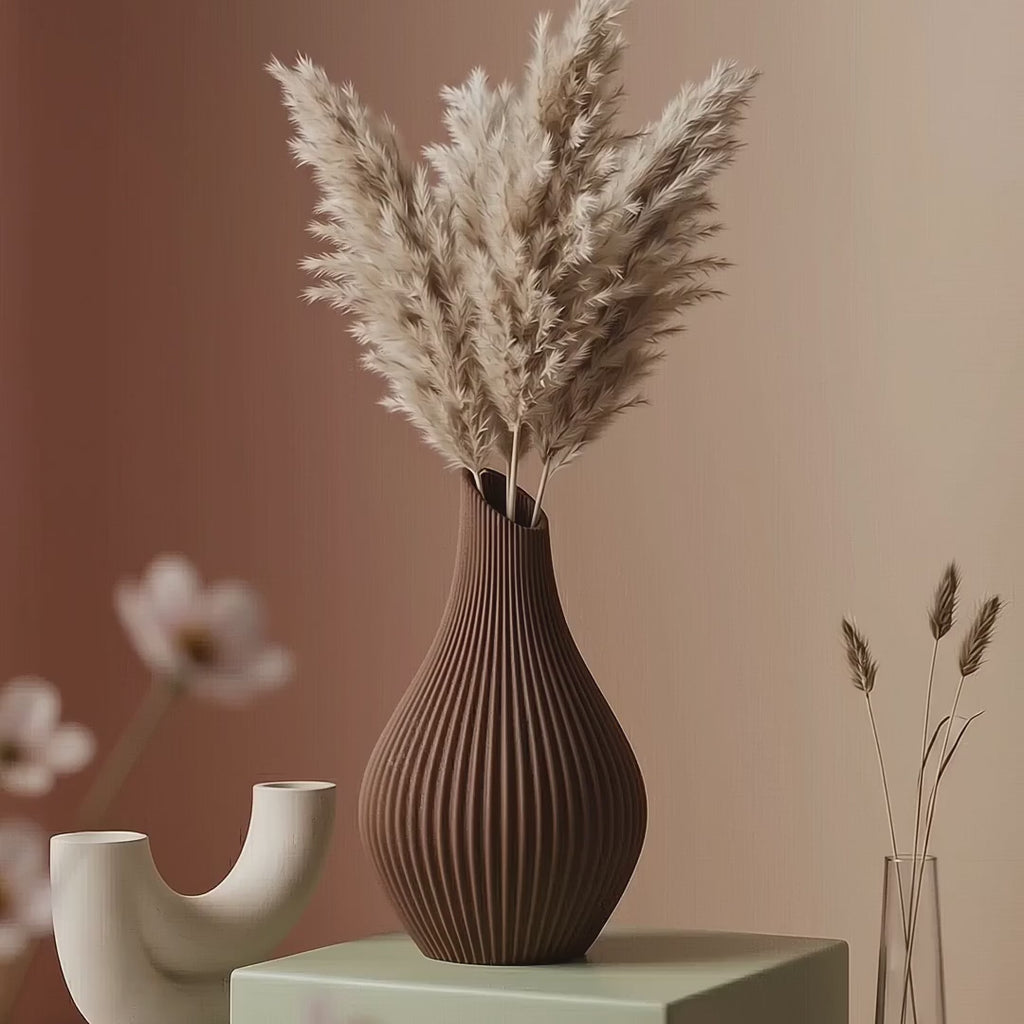 Japandi Flow Vase